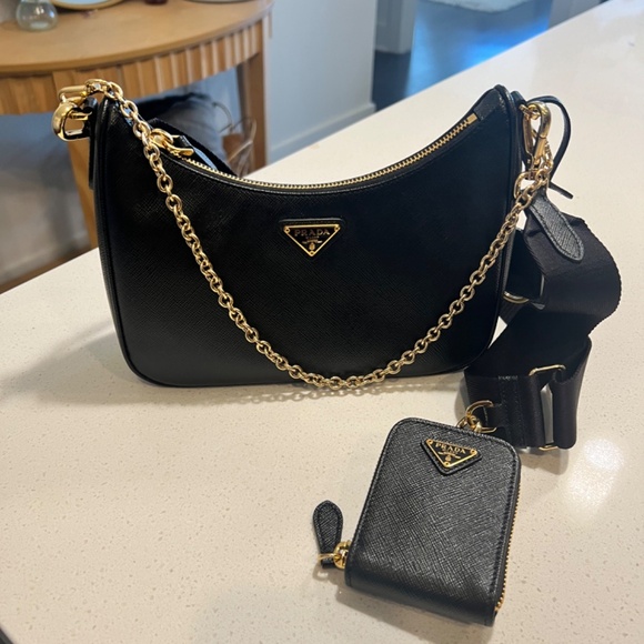 Prada Re-Edition 2005 Saffiano Leather Bag - Picture 7 of 16